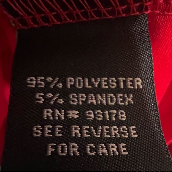 Red Christmas top by PREMISE STUDiO Women’z Sz XS NWT🏷 beaded neckline - Picture 7 of 11